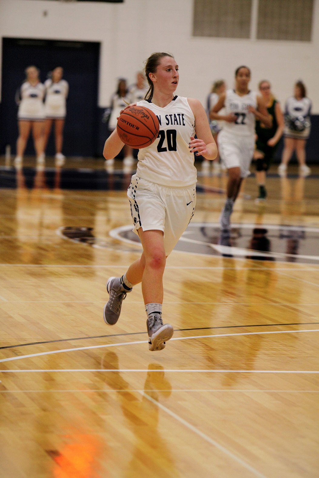 1/17/2017 Women's Basketball Player of the Week: Haley Nalls