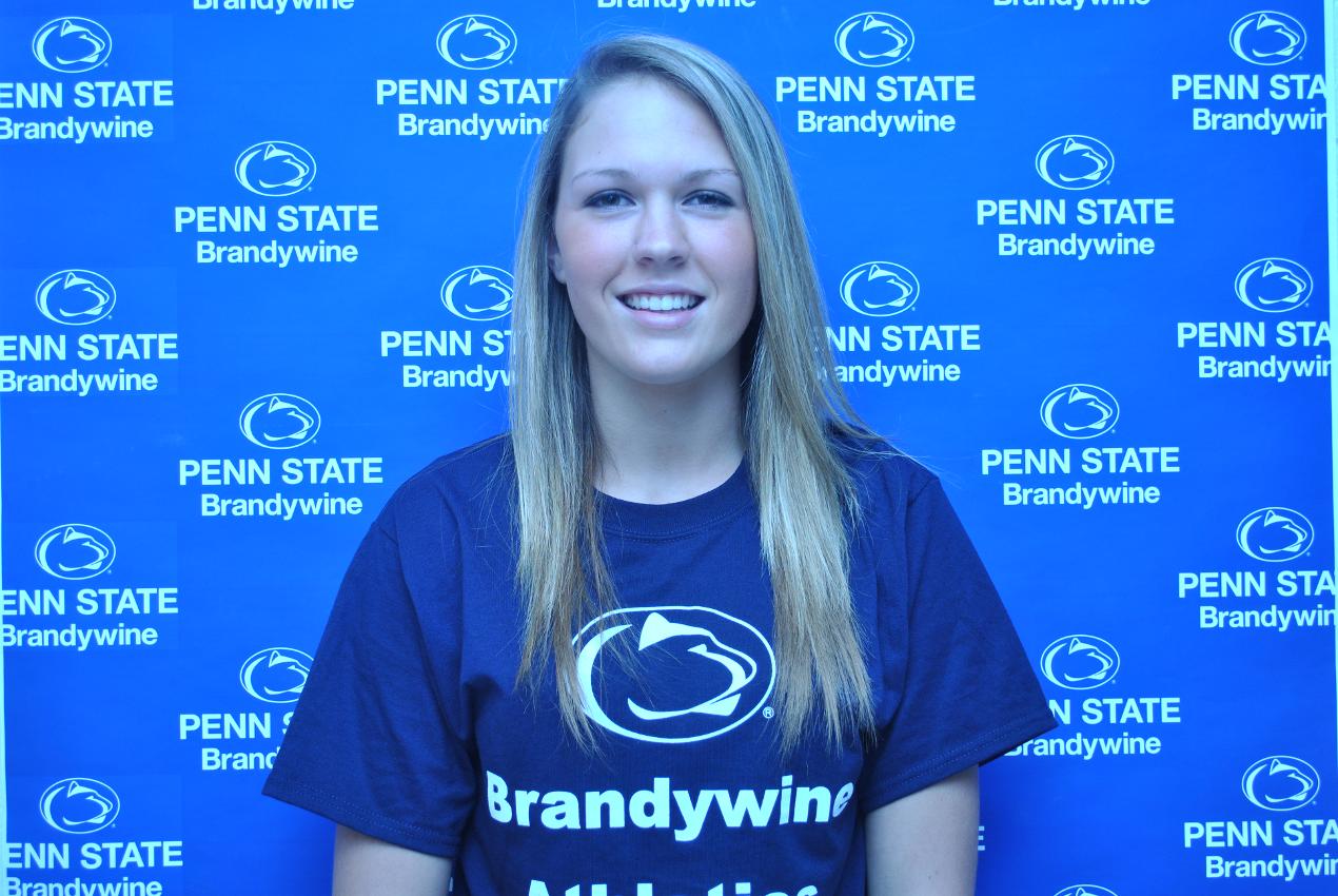 Women's Volleyball: Nicole Costa