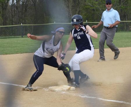 Lady Lions Dominate Greater Allegheny