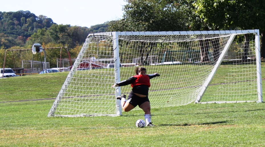 Beaver's women's soccer shutout by La Roche College.
