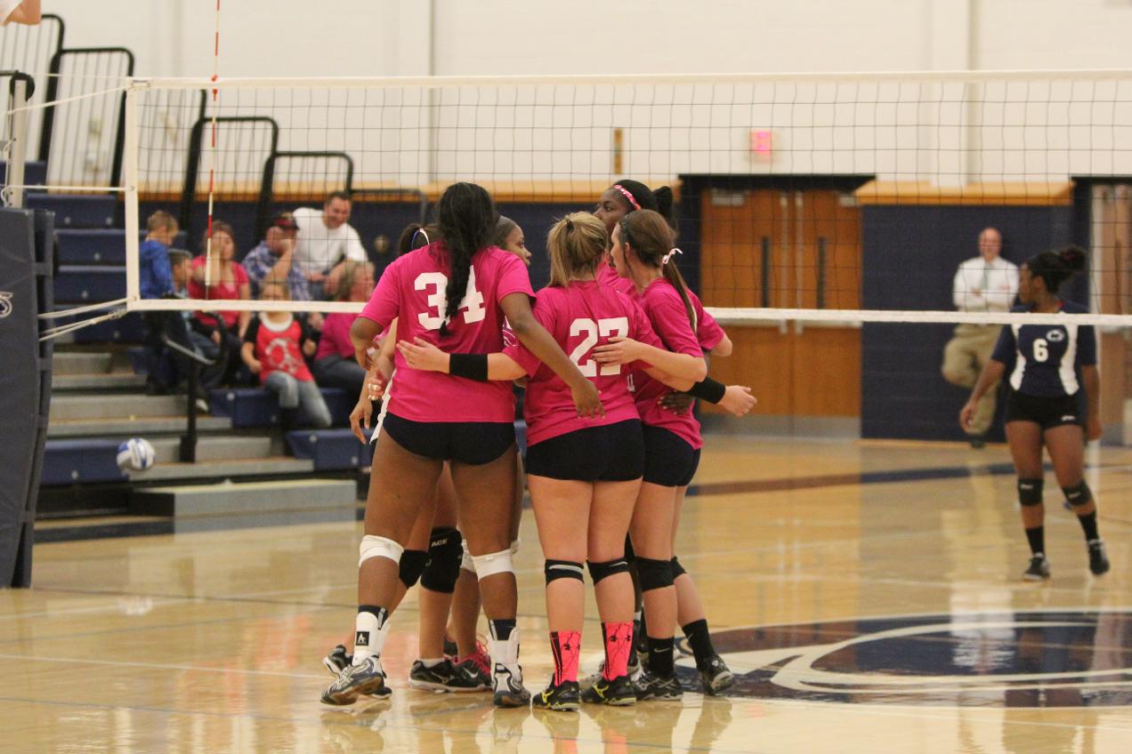 Volleyball loses to Mercyhurst NE